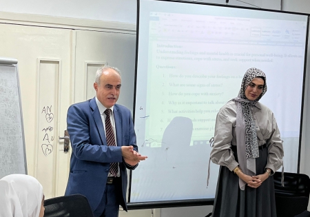 مركز الملكة رانيا  في جامعة اليرموك يطلق دورة المحادثة باللغة الإنجليزية